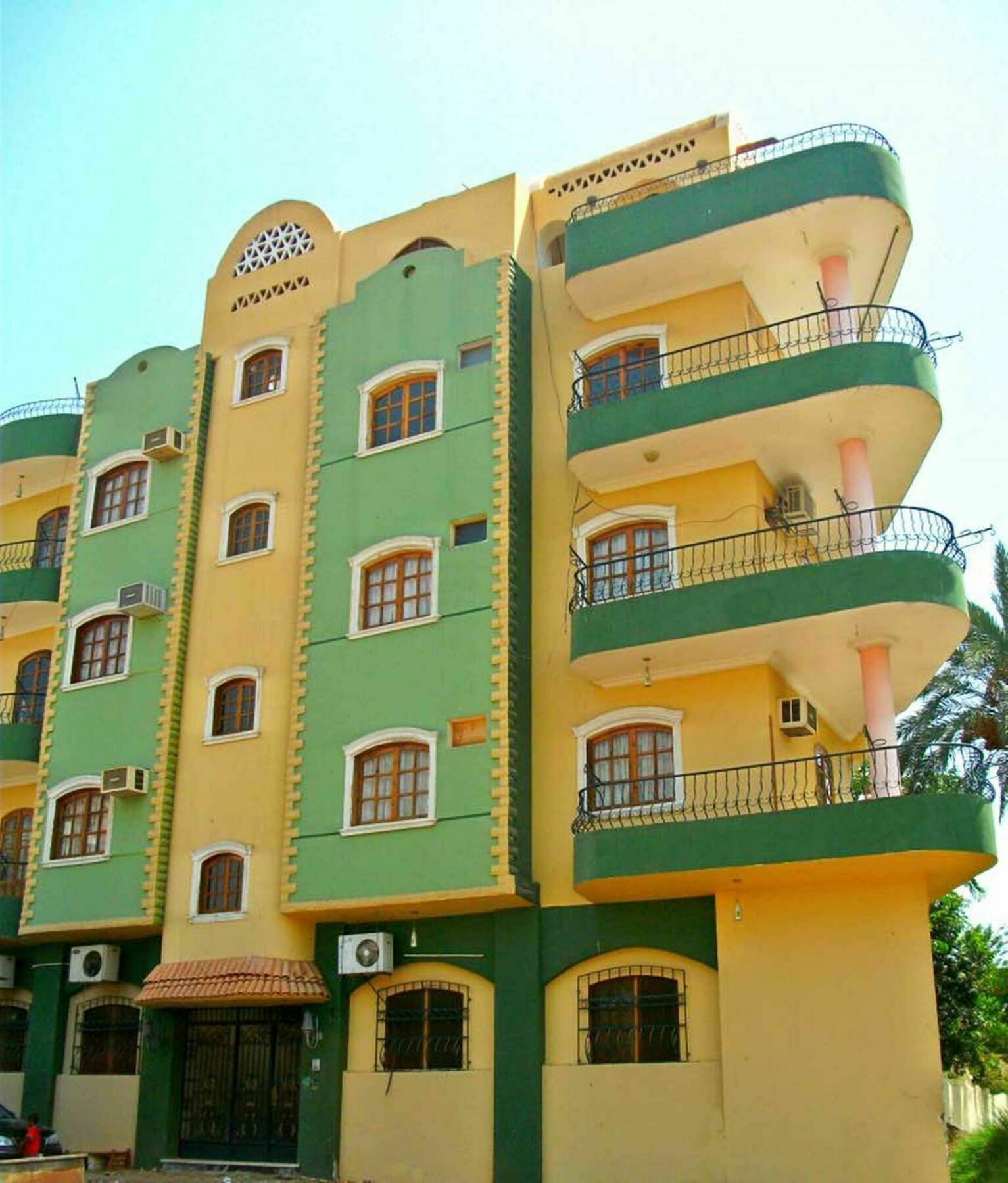 Farida Apartments ルクソール エクステリア 写真
